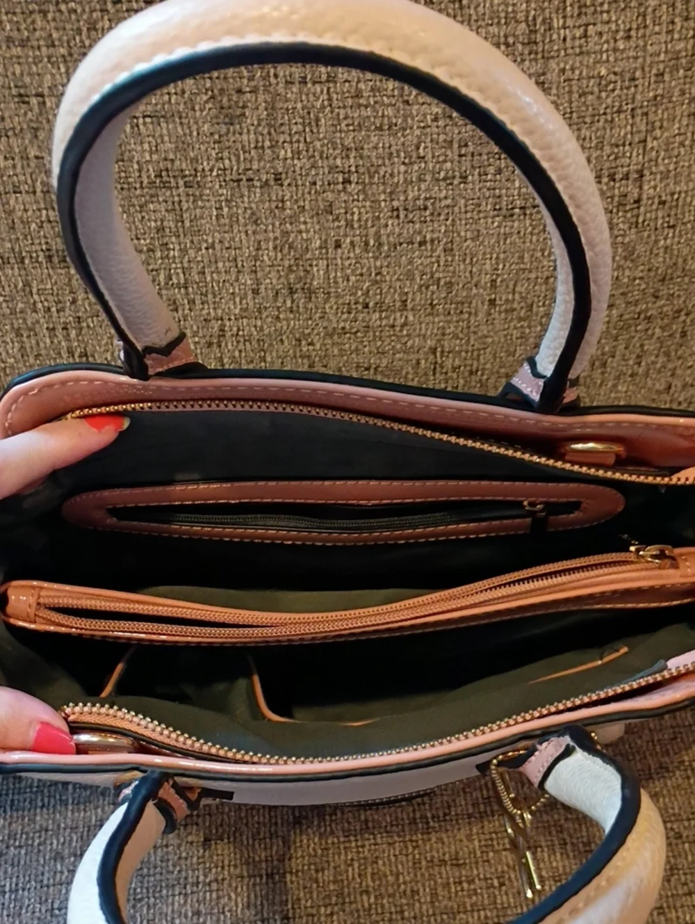 Hue & Ash Faux Leather Handbag